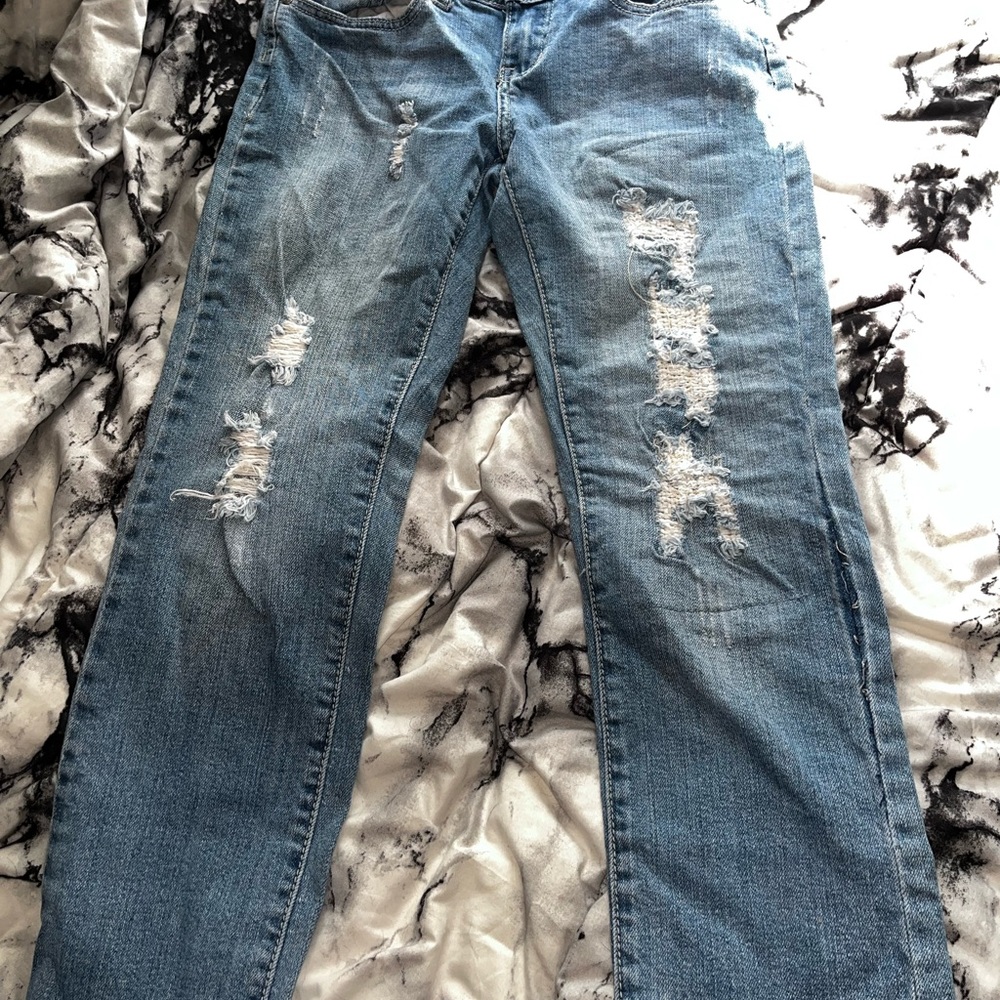 Red Rivet Distressed Blue Jeans